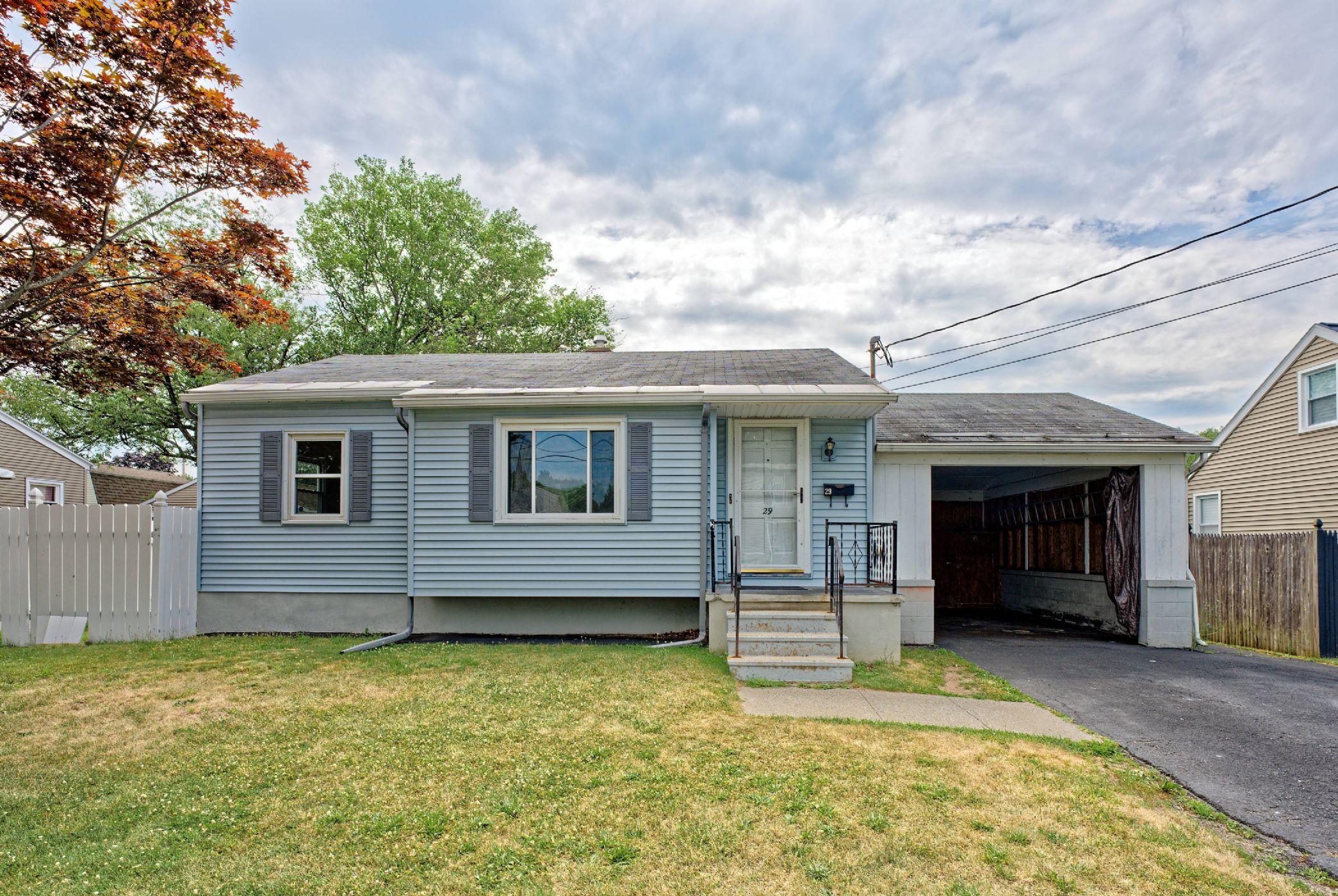 Colonie Home, NY Real Estate Listing